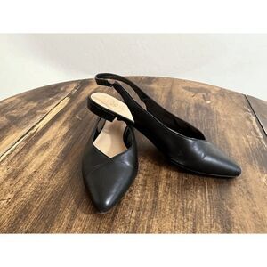 Size 8.5 Black Vince Camuto Pointy toe Slingback flats.
